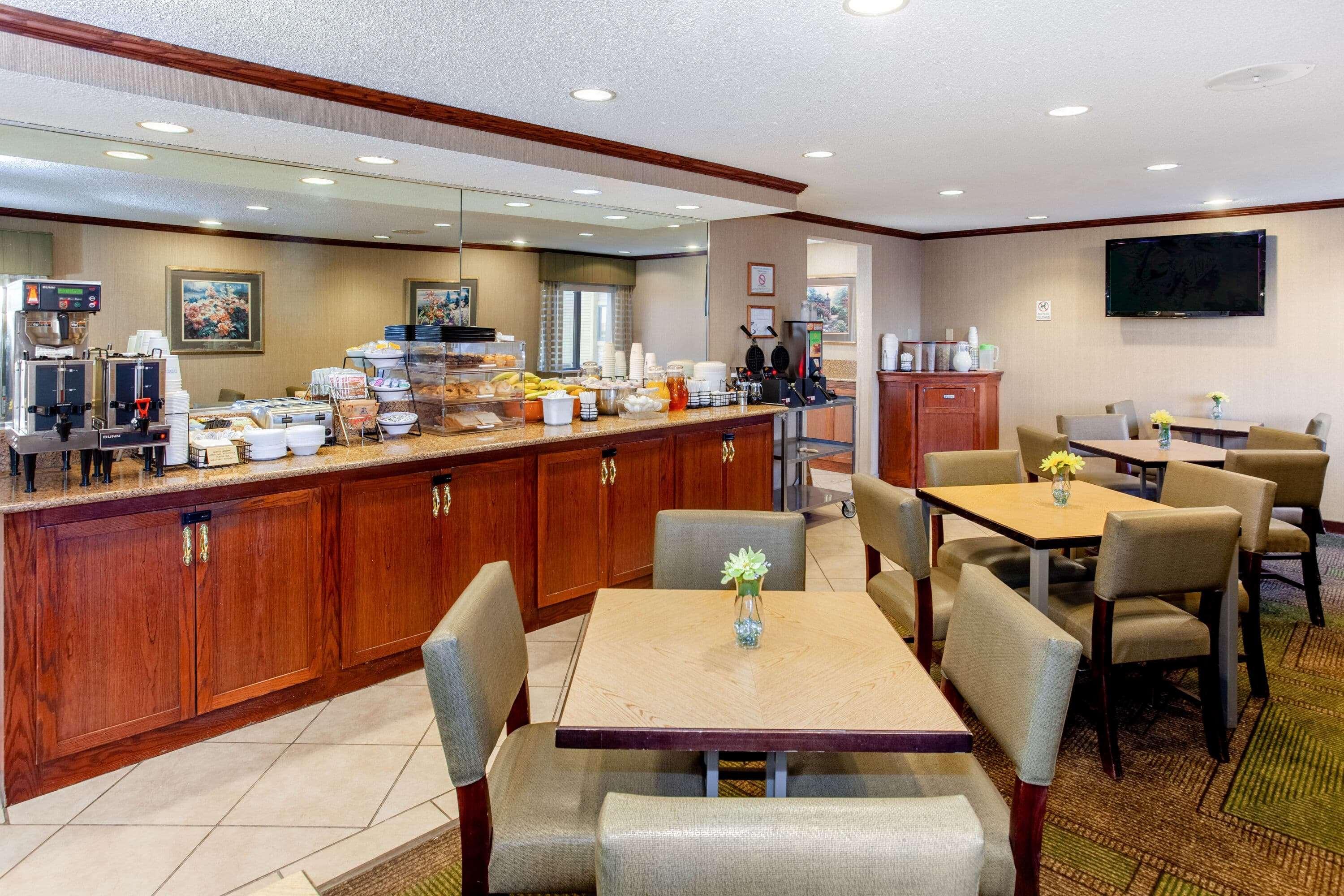 La Quinta Inn By Wyndham Wausau Extérieur photo